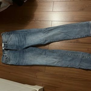 Aritzia denim forum Lola high rise skinny